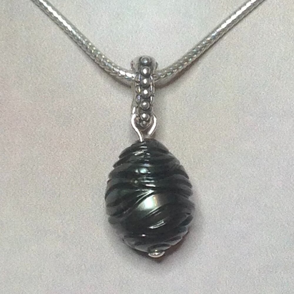 Silver Craved Tahitian Pearl Necklace